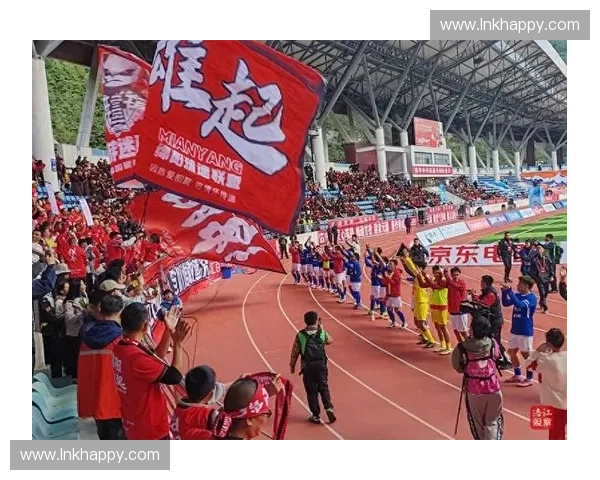 激情燃动绿茵场世界杯足球盛宴欢聚全球球迷心潮澎湃